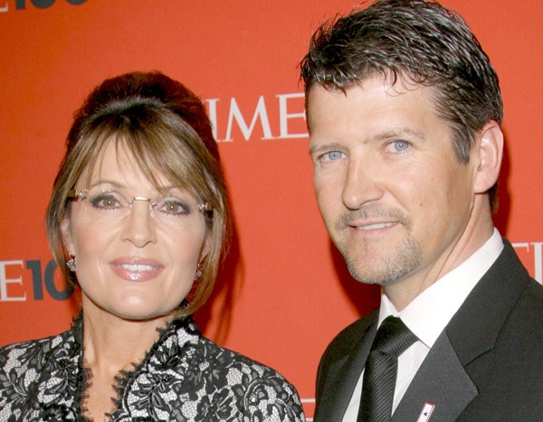 Sarah Palin's Husband Todd Files for Divorce After 30 Years of Marriage